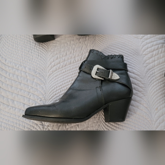 Bundle  of 5 Leather Booties all between 6.5 to 7.5 M - Picture 8 of 16